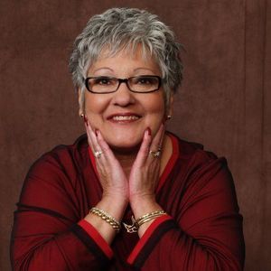 Meet your Posher, Miriam